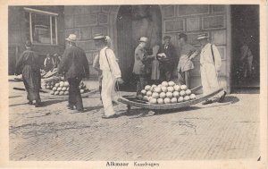 Lot339 alkmaar kaasdragers  cheese netherlands types social history