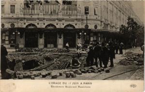 CPA L'ORAGE DU 15 JUIN a PARIS (8e) Éboulement Bd Haussmann (193142)