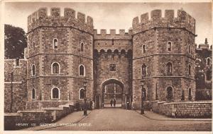 uk39541 henry VIII gateway windsor castle real photo uk lot 22 uk