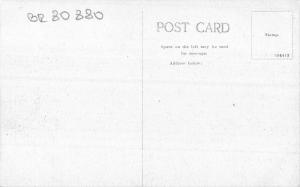 BR80880 queen victoria statue  windsor castle   uk