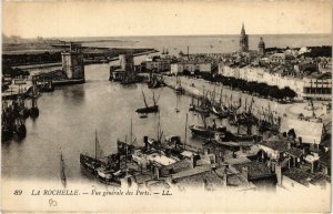 CPA La ROCHELLE Vue générale des Ports (666772)