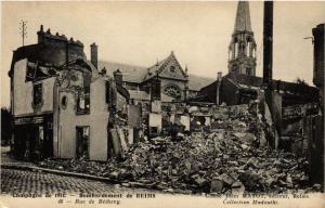 CPA Campagne de 1914 - Bombardement de REIMS - Rue de Bétheny (741406)