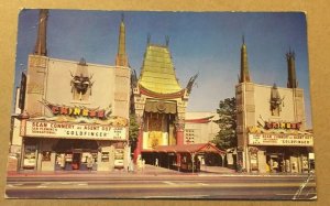 POSTCARD 1969 USED - GRAUMAN'S CHINESE THEATRE - GOLDFINGER , HOLLYWOOD, CAL.