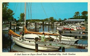 Boat basin Bogue Sound Morehead City North Carolina Teich #106 Postcard 21-1806