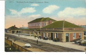 POSTCARD NORTHERN PACIFIC DEPOT LIVINGSTON MONTANA