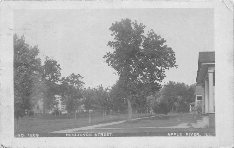 Postcard Illinois Apple River Residence Street #1909 Jo Davies County 23-4904