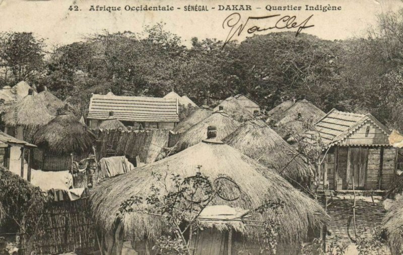 CPA AK Sénégal Afrique Fortier 42. Dakar - Quartier Indigéne (68177)