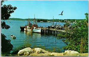 Boothbay Harbor Maine ME Famous Boating Capitol of New England  Postcard