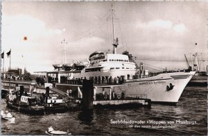 Germany Seebäderdampfer Wappen von Hamburg Vintage RPPC C166