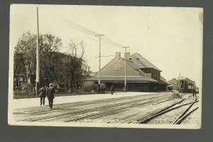 Fargo NORTH DAKOTA RPPC 1909 NP DEPOT Train Station NORTHERN PACIFIC W.O. Olson