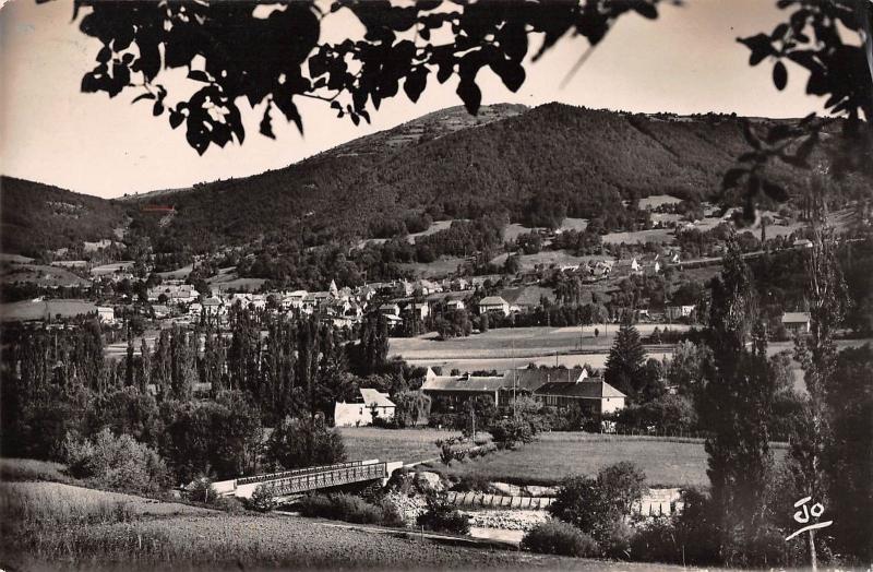 BR48453 Le Valgaudemar saint Firmin vu des bords de la severaisse    France