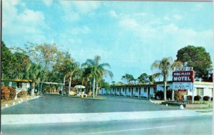 Ring Plaza Motel Sarasota FL Opposite Ringling Museum Vintage Postcard B02