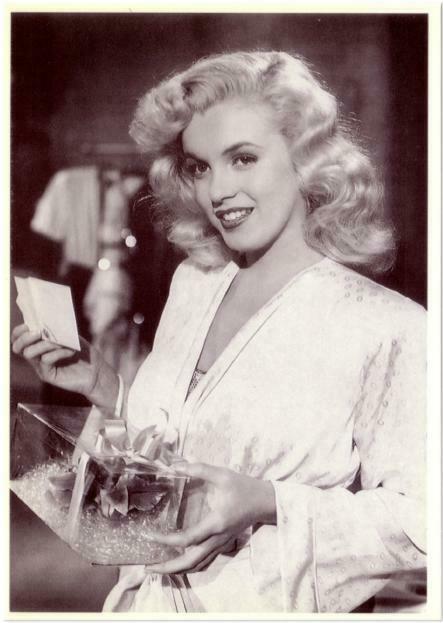 Marilyn Monroe in 1950s with Chanel No. 5 Perfume Modern Postcard