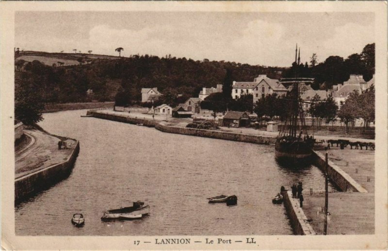 CPA LANNION Le Port (1147997)