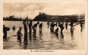 PC LE BAIN DES PRISONNIERS ETHNIC TYPES MADAGASCAR (a30212)