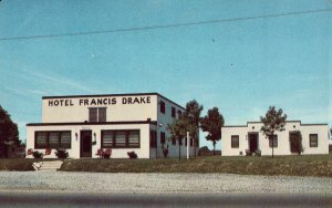 Francis Drake Hotel Motor Court - Wilmington, Delaware Postcard