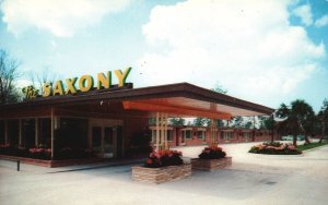 Vintage Postcard Saxony Motel Entrance Building Driveway New Orleans Louisiana