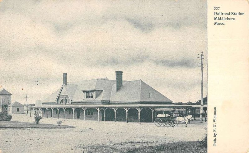 Middleboro Massachusetts Railroad Station Exterior Vintage Postcard KK222