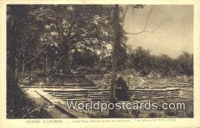 Neak Pean, bassin central et sanctuaire Ruines D'Angkor Cambodia, Cambodge St...