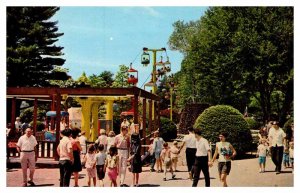 Postcard AMUSEMENT PARK SCENE Salem New Hampshire NH AQ0585