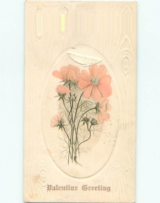 Pre-Linen valentine PINK FLOWERS ON ROUND PIECE ATTACHED TO POSTCARD J0274