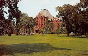 Dean Hall Dean Junior College Franklin, Massachusetts View Images