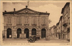 CPA NONTRON - Rue de Verdun (122122)