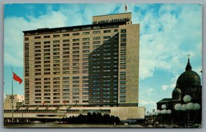 Postcard Montreal Quebec c1965 Queen Elizabeth Hotel CDS Cancel B