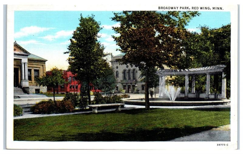 1943 Broadway Park, Red Wing, MN Postcard