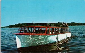 1000 Islands Tour Boat 'Lynda VII' Gananoque Boat Line Ontario ON Postcard H55