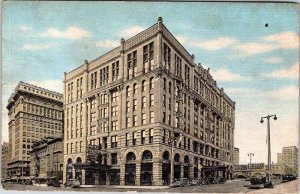 Postcard HOTEL SCENE Milwaukee Wisconsin WI AO4419