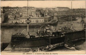 CPA Brest- Entree du Port de Guerre FRANCE (1025622)