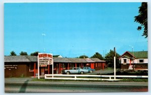 CHILLIWACK, B.C. Canada ~ Roadside BERESFORD MOTEL ca 1960s  Postcard