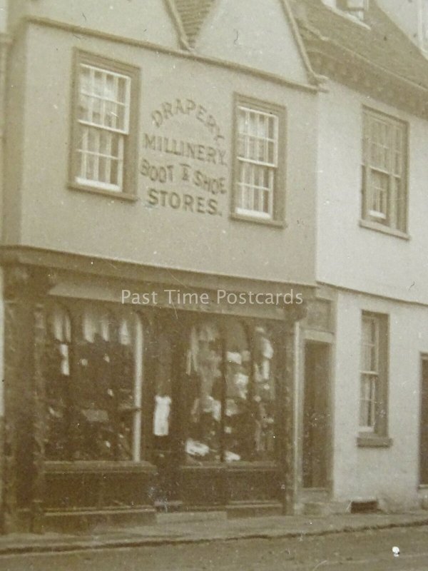 Berkshire COLNBROOK High Street shows GEORGE HOTEL & DRAPERY c1912 RP Postcard