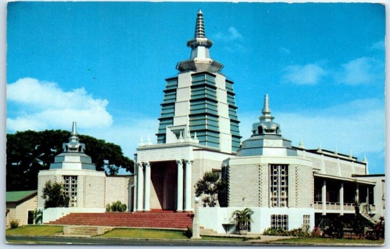 Postcard - Buddhist Temple on Nuuanu Avenue - Honolulu, Hawaii