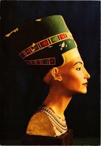 CPM EGYPTE Painted limestone bust of Queen Nefertiti (343499)