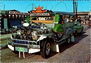 Manila, Philippines  PHILIPPINE JEEPNEY Decorated Public Jeep/Bus  4X6 Postcard