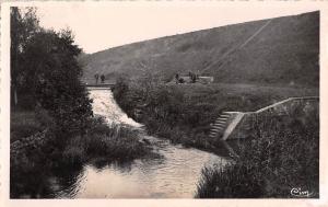 BR48650 Villeguisen le deversoir de la vigneanne      France