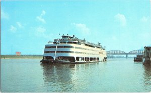 S. S. Admiral Mississippi River Saint Louis Missouri Postcard Standard View Card