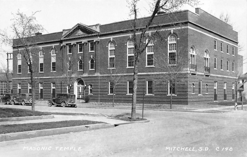 F83/ Mitchell South Dakota Postcard RPPC 1951 Masonic Temple 2