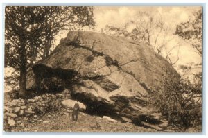 1940 Cochegan Rock Largest Boulder World New London Connecticut Vintage Postcard