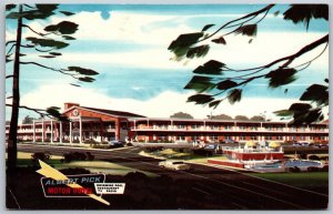 Vtg East Lansing Michigan MI Albert Pick Motor Hotel Motel 1950s Postcard