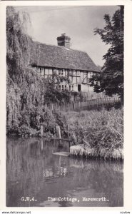 RP; MARSWORTH, Buckinghamshire, England, 1900-1910's; The Cottage