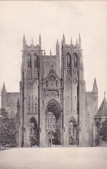Washington DC Naional Cathedral Mount Saint Albans