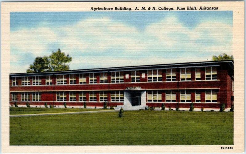 PINE BLUFF, Arkansas  AR  Agriculture Building A.M. & N. COLLEGE c1940s Postcard