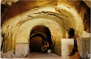 CPM Beth Shearim - Kiryat Tiv'on - Interior of a Burial Hall ISRAEL (1030125)