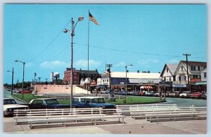 1950-60's REHOBOTH BEACH DELAWARE REHO AVENUE CLASSIC CARS BANDSTAND POSTCARD