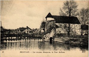 CPA Beauvais- Les anciens Remparts, la Tour Boileau FRANCE (1008445)