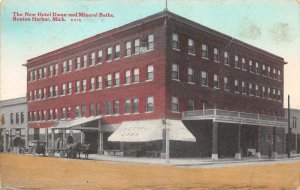 Benton Harbor Michigan New Hotel Dwan and Mineral Baths Vintage Postcard AA65419