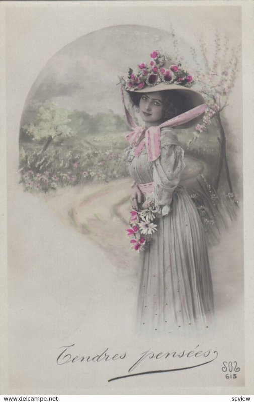 RP: Woman in a flower hat , 00-10s